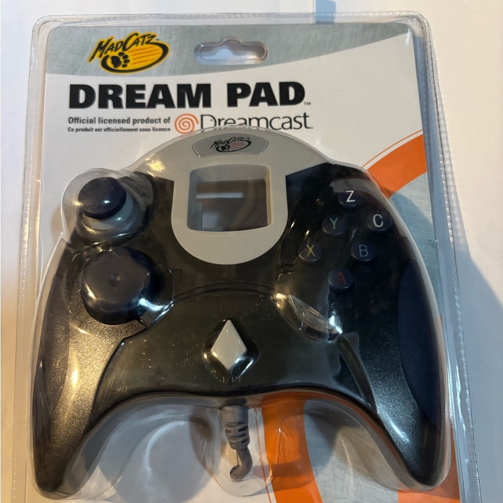 NWT Dreamcast Madcatz Dream Pad - Black and Navy Blue Sealed